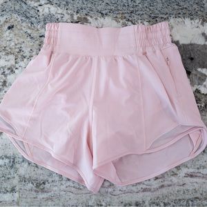 Lululemon Hotty Hot HR Flush Pink 4” Size 0